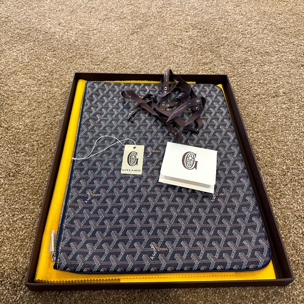 Goyard Senat GM Pouch Blue